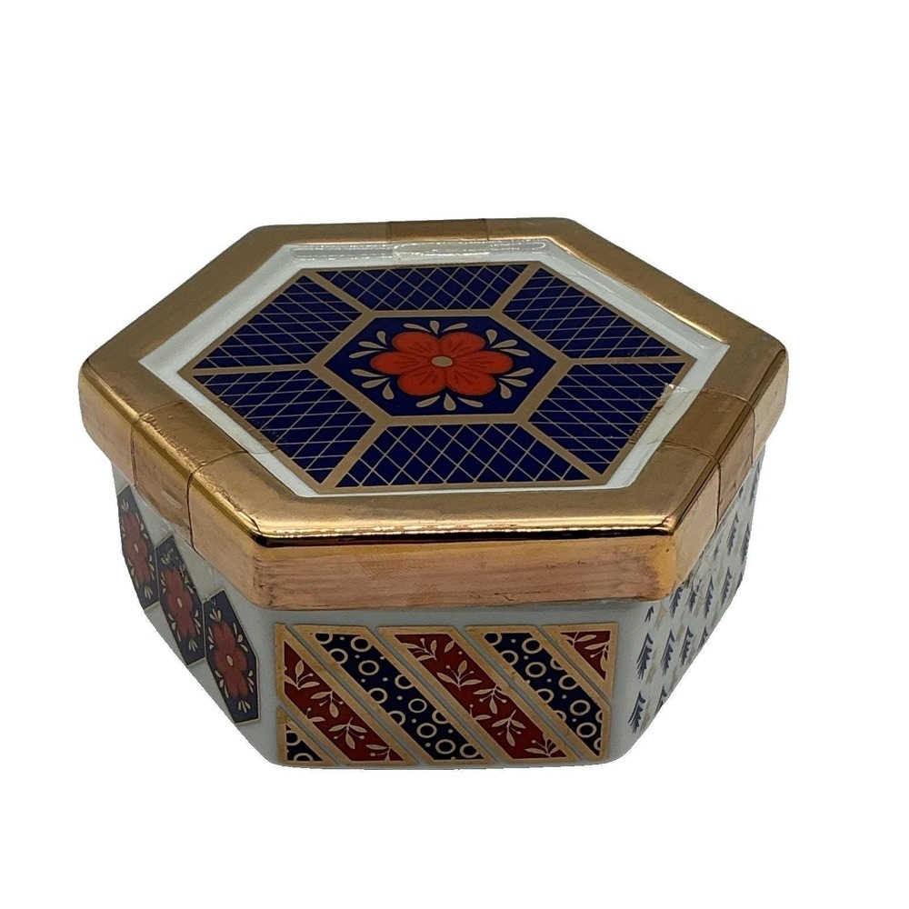 Vintage Porcelain Scented Candle Holder 24K Gold Trim Made in Japan New